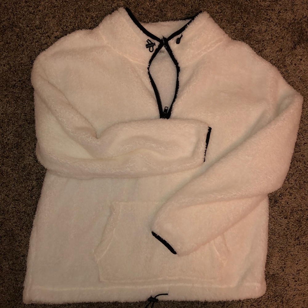 White Sherpa Size L